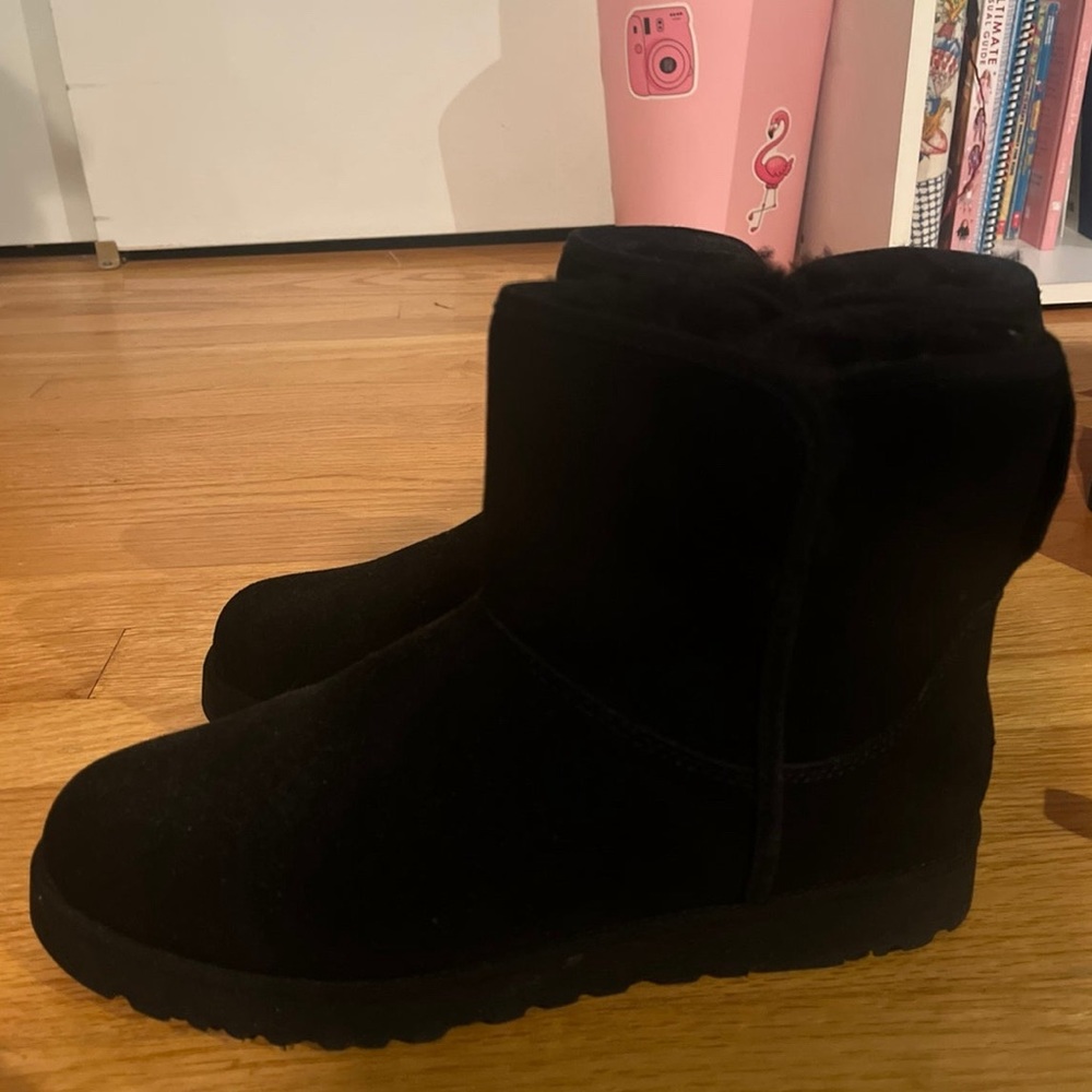 Black Ugg Boots
